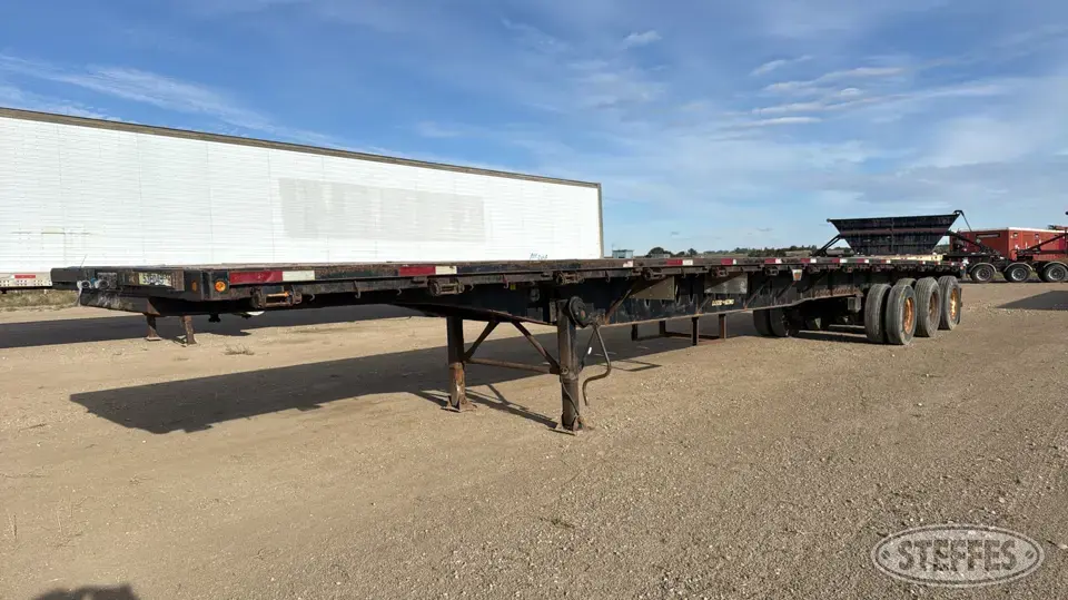 2007 Lode King Semi Flatbed Trailer
