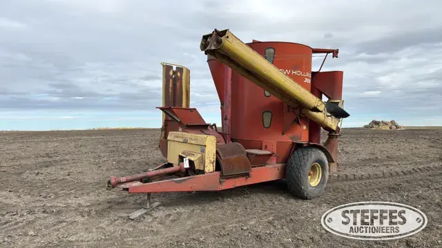 New Holland 359