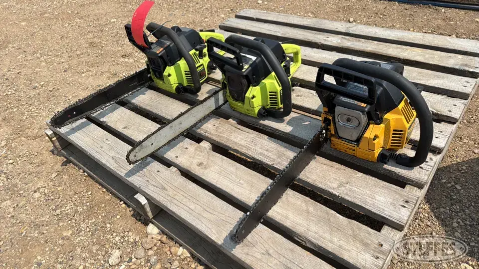 (3) Poulan chainsaws Lawn and Garden Accessory