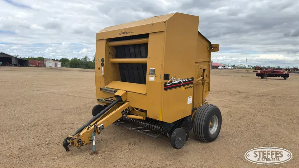 2003 Challenger RB56 Round Baler
