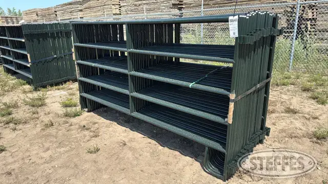 (31) BYT livestock panels