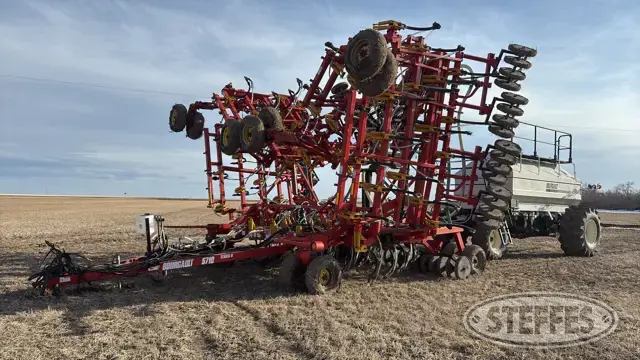 2004 Bourgault 5710