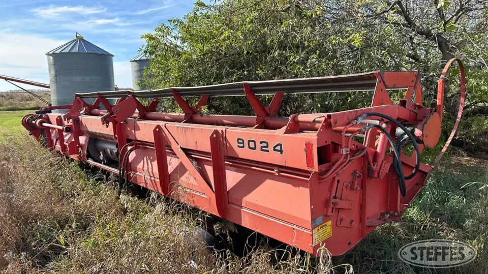 Massey Ferguson 9024 Rigid Head