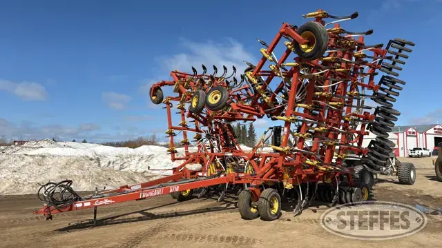 1998 Bourgault 5710