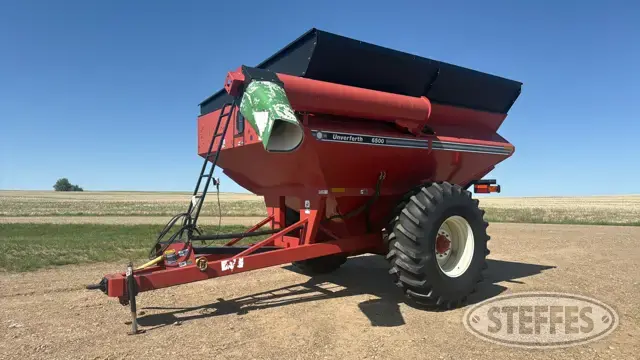 2008 Unverferth 6500