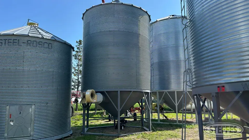 Westeel-Rosco 146 Hopper Bin