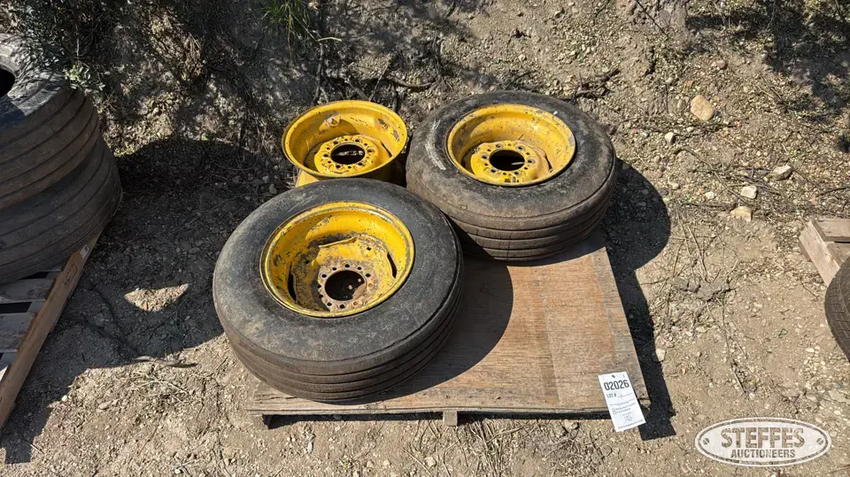 Tires & wheels Tractor-Implement Tire
