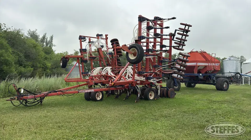 1998 Morris Maxim Air Drills and Air Seeder