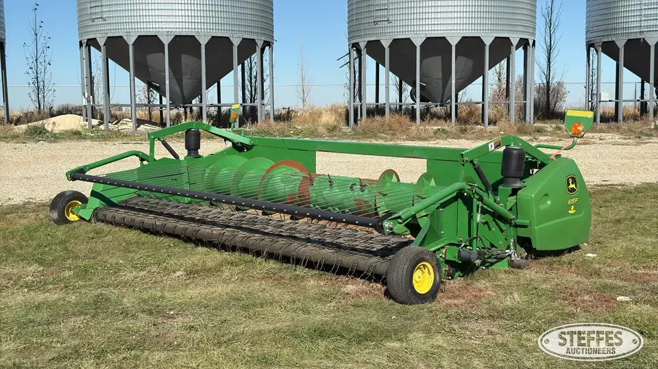 2015 John Deere 615P Pickup Head