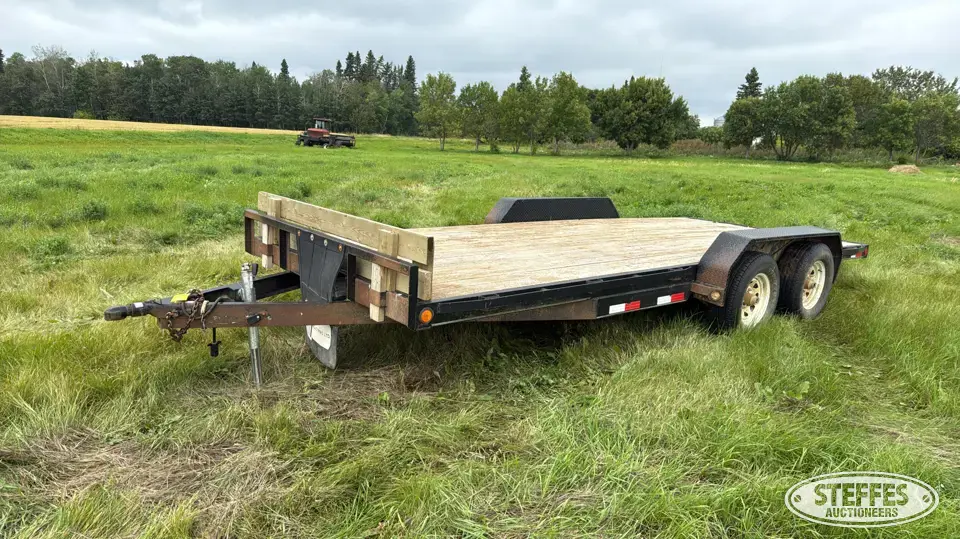 2009 PJ tandem axle equipment trailer Flatbed Trailer
