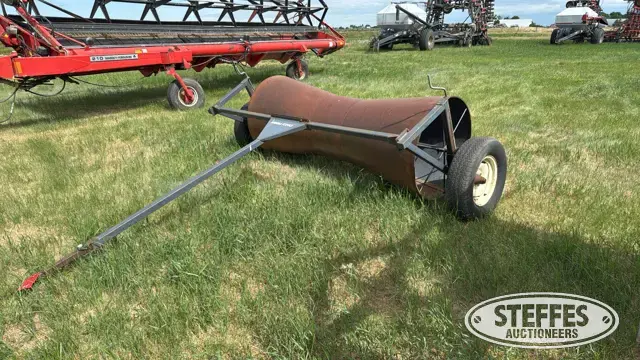 Farm King swath roller