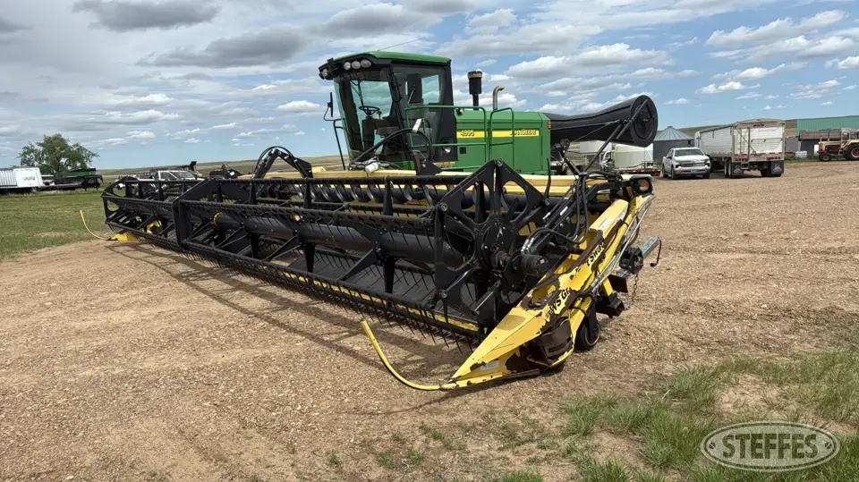 2009 John Deere 4995 Self-Propelled Swather