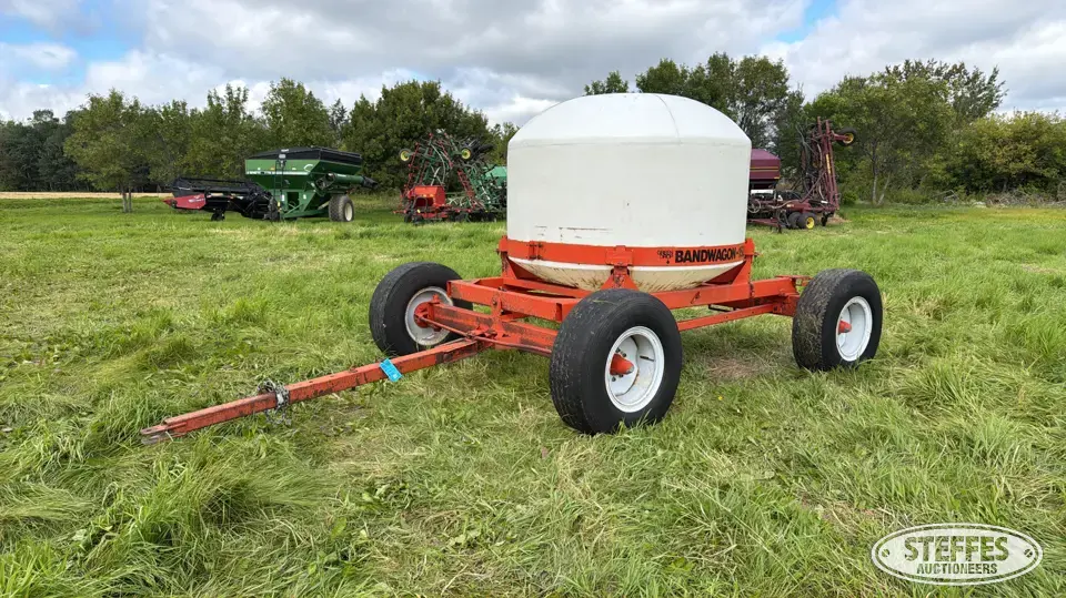 Bandwagon 1500 Liquid Nurse Tank