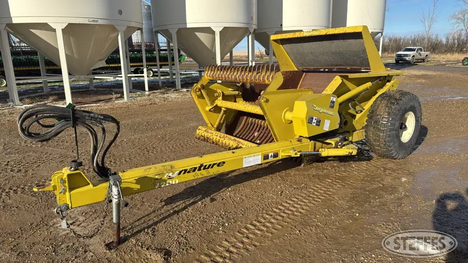Degelman RP7200 Signature Series Rock Picker
