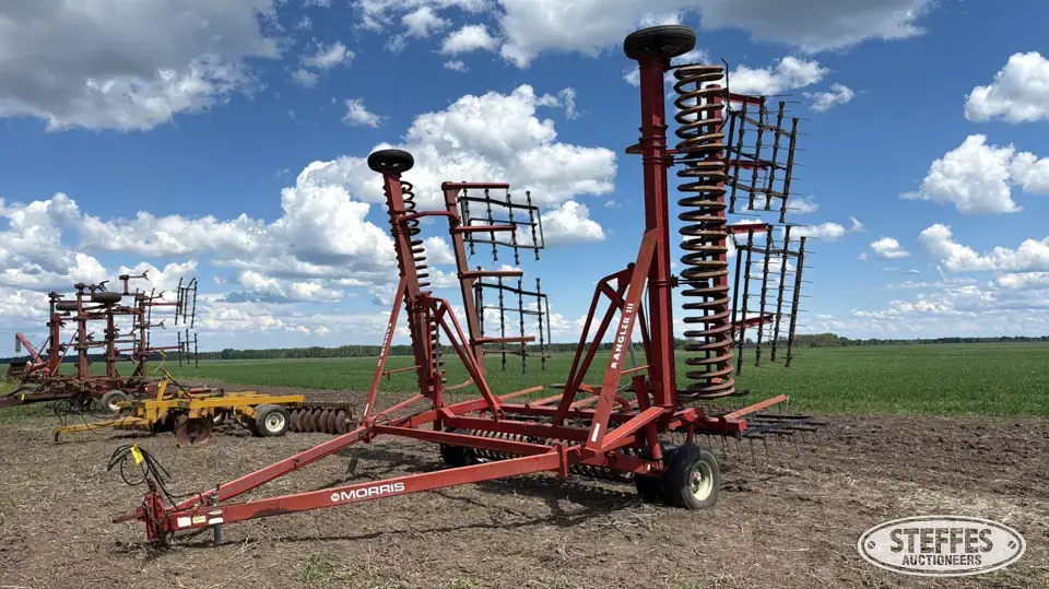 1995 Morris WPH Rolling Packer