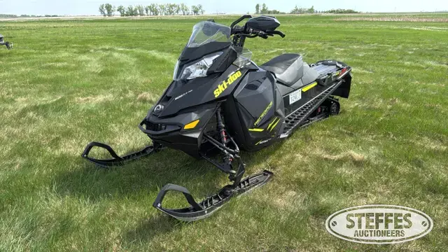 2014 Ski-Doo BackCountry X 800