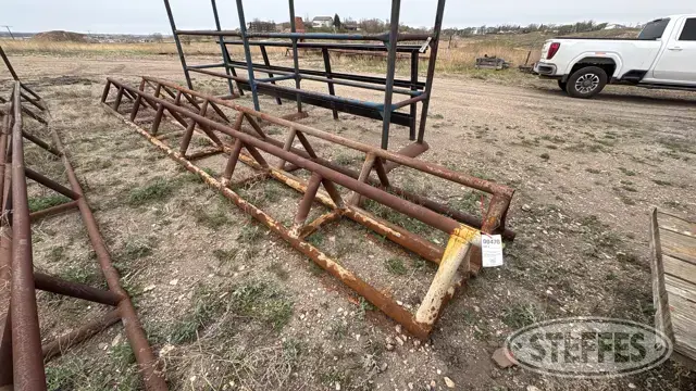 (2) Pipe stands