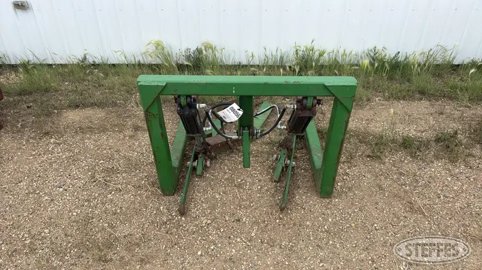 Shop-built 3 pt. lift frame Tractor Loaders and Attachment
