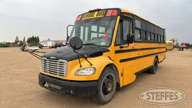 2006 Freightliner B2106CH