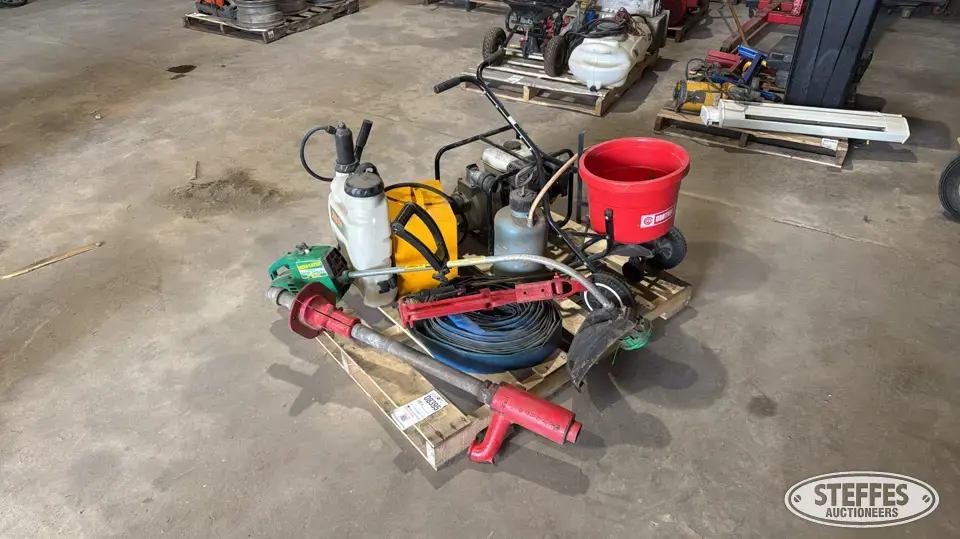 Lawn & garden items Lawn and Garden Accessory