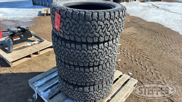 (4) BF Goodrich All-Terrain T/A KO2 285/55R20 tires