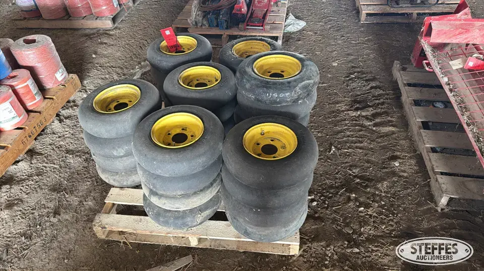 (32) Carlisle 4.80-8 tires Tractor-Implement Tire