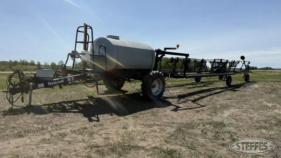 Flexi-Coil 67 Pull-Type Sprayer