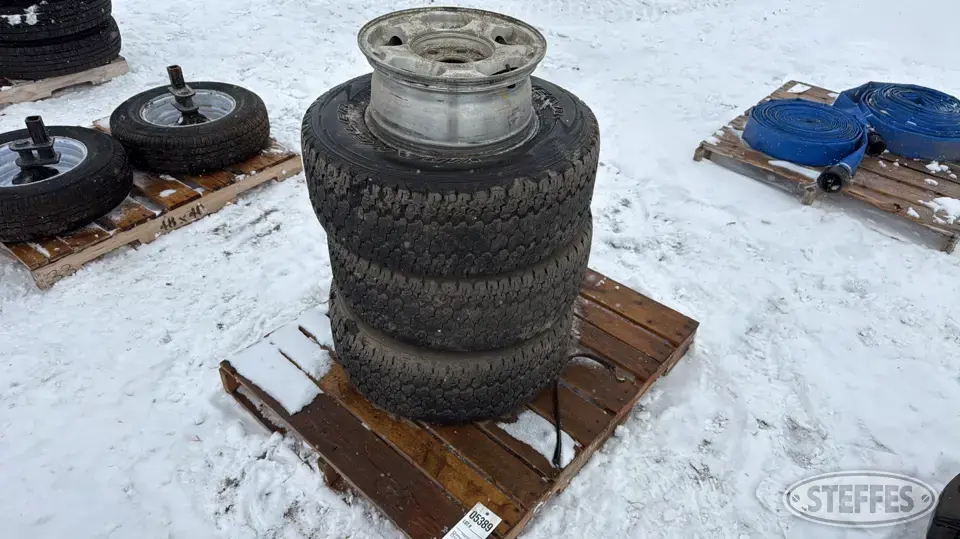 (3) Goodyear Wrangler LT265/70R16 tires Passenger-Light Truck Tire