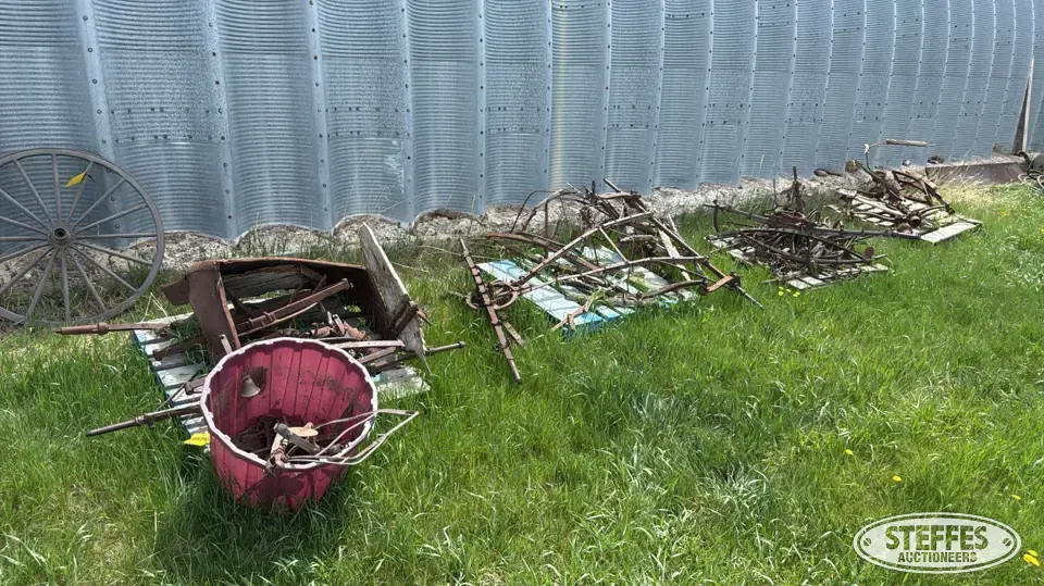 (4) Buggy running gear parts Horse Drawn