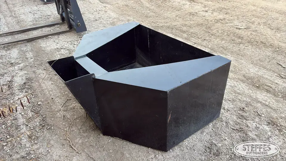 Skid steer concrete bucket Skid Steer Bucket