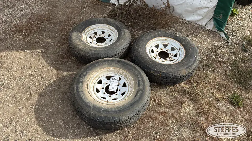 (3) ST235/80R16 tires Passenger-Light Truck Tire