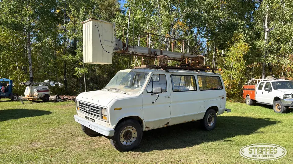 1980 Ford Econoline 350 Bucket Truck