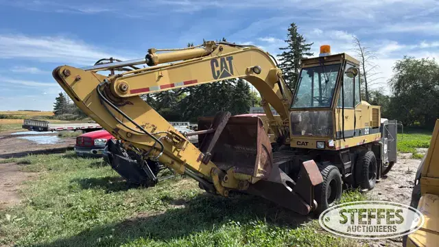 1986 CAT 212