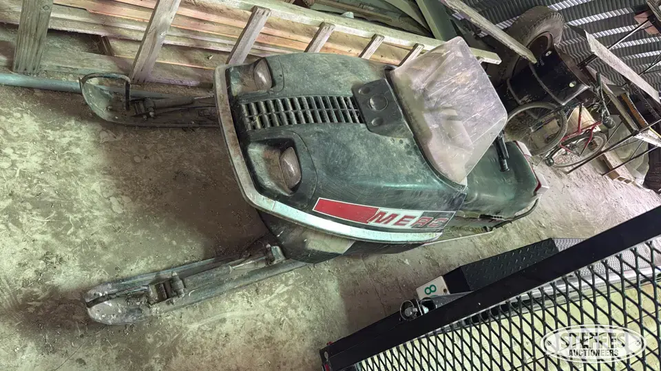 Mercury 440 M/X Snowmobile