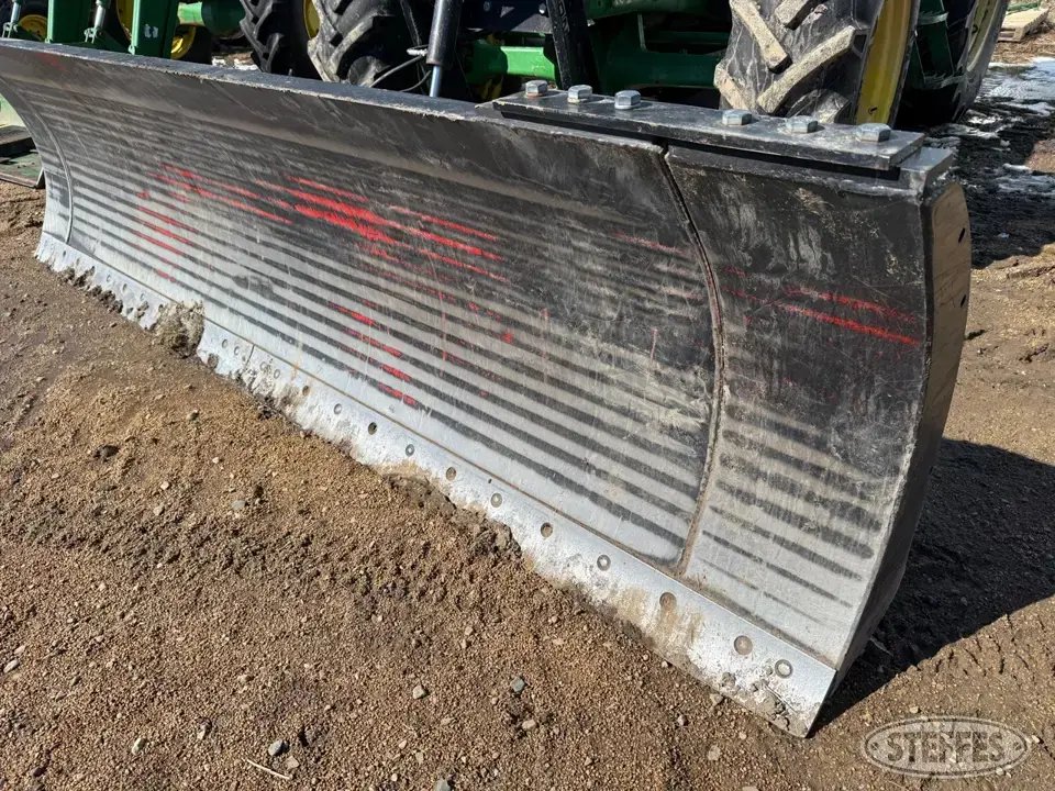 Leon 3710 Dozer Attachment