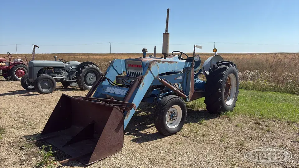 1974 Ford 4000 Collectible Tractor