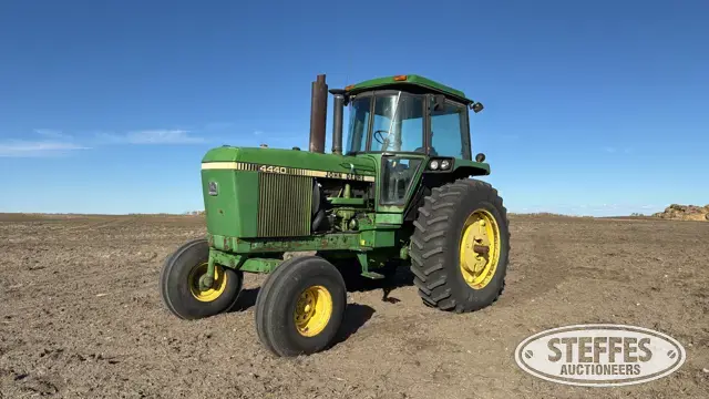 1981 John Deere 4440