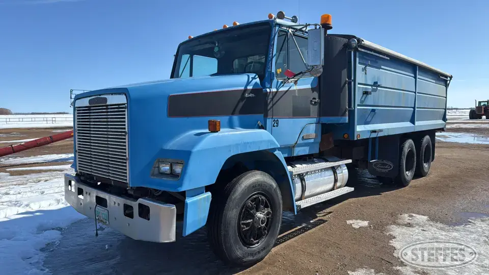 1992 Freightliner FLC112 Tandem Boxed Truck