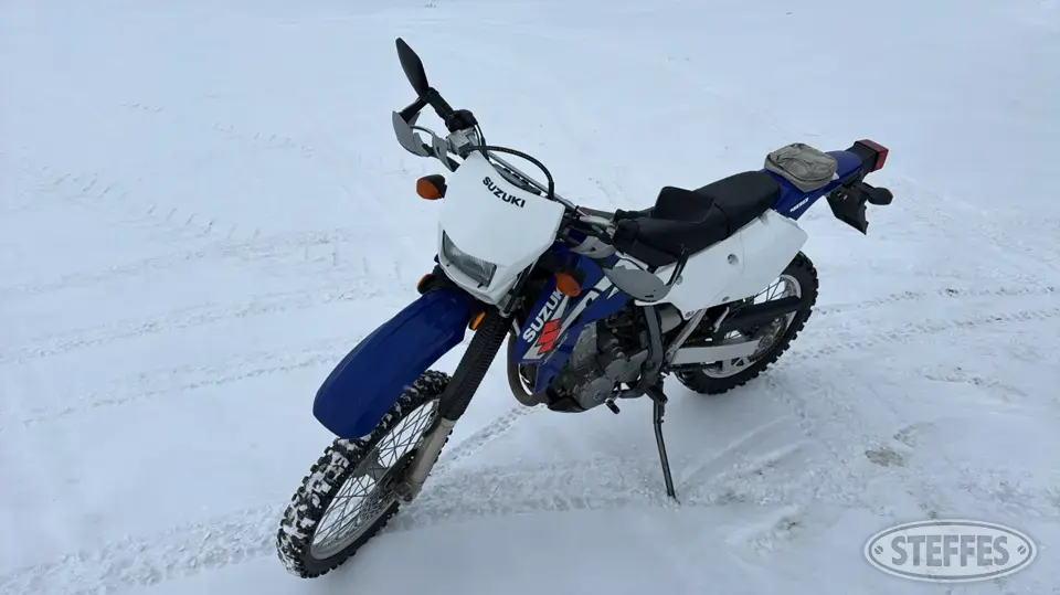 2002 Suzuki DR-Z400 Motorcycles and Scooter
