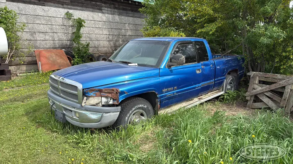 2000 Dodge Ram 1500 Laramie SLT Half Ton Pickup