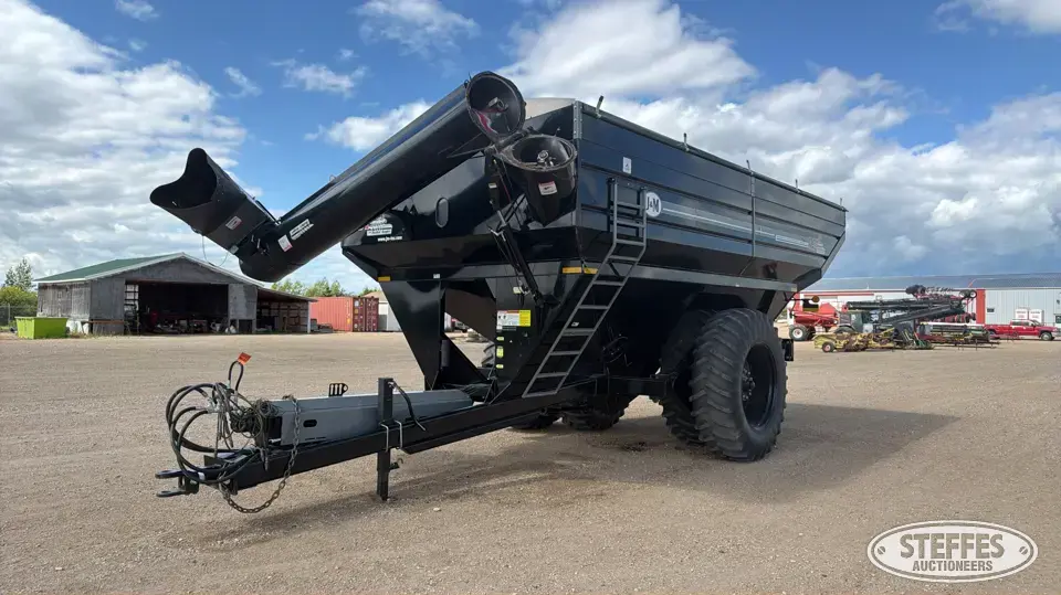 2017 J&M 1312-20 Grain Cart