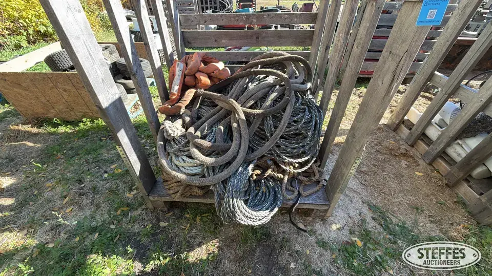 Assortment of ropes Farm Support Item