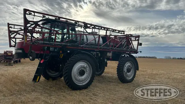 2011 Case IH Patriot 3230