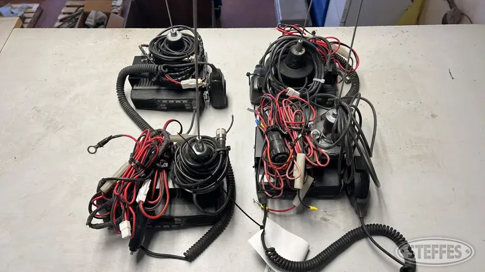 Kenwood Business Band Radio
