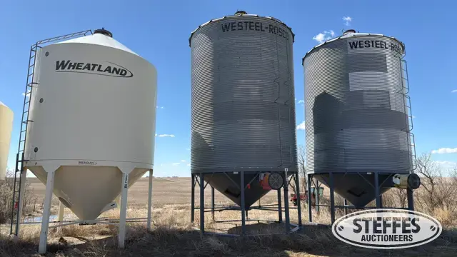 Westeel-Rocco hopper bin