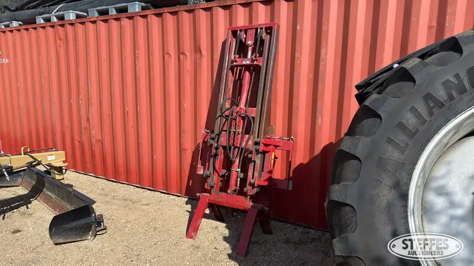 Anema H280/2000-2 Tractor Loaders and Attachment