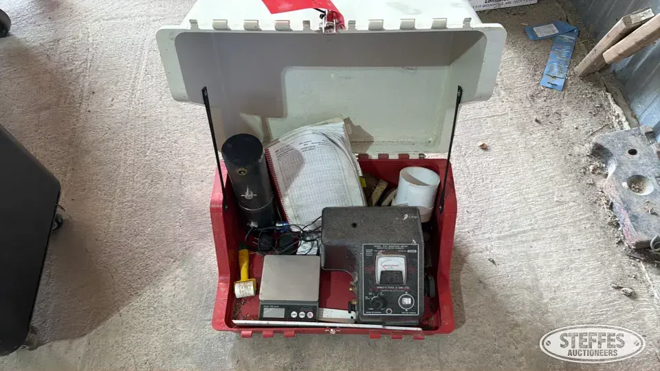 Dimo’s Labtronics grain moisture tester Farm Support Item