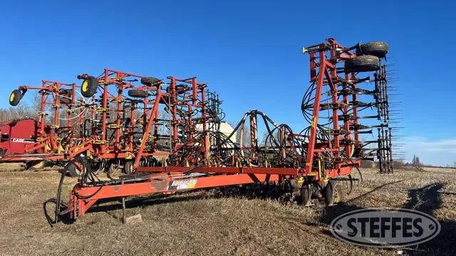 Bourgault Commander 36-40