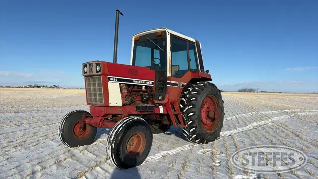 1977 International 1086