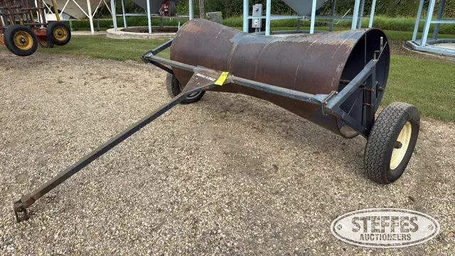 Farm King swath roller
